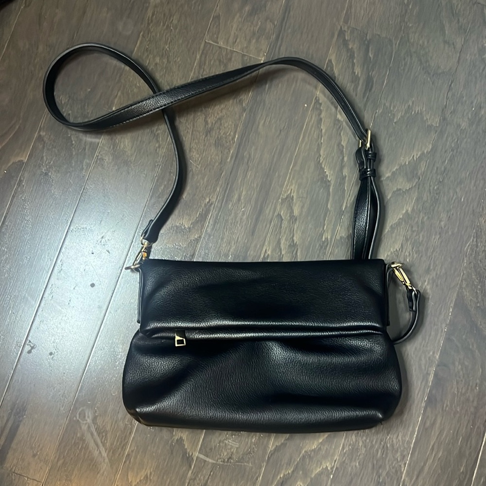 🎉 Black Purse Giveaway 🎉